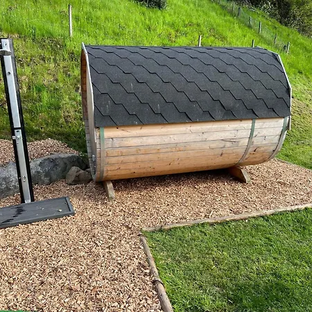Mit Whirlpool Und Fass-sauna Im Schwarzwald By Interhome